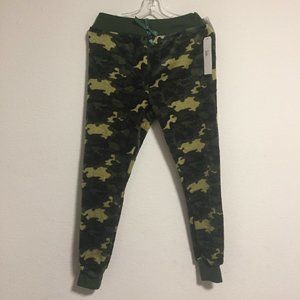 🌻 Brand new Em & alfie Super soft pant